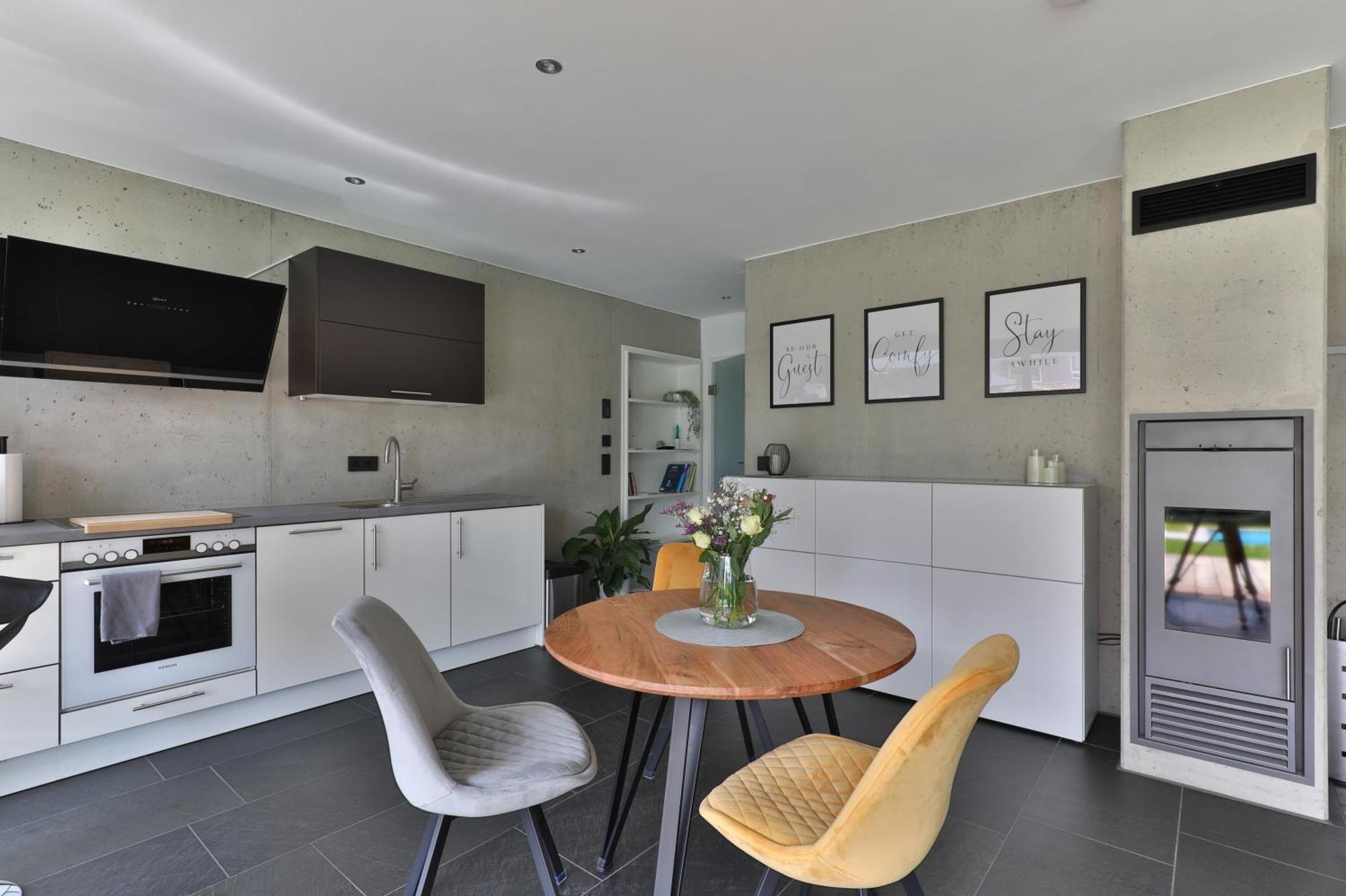 Modernes Studio-Apartment Gersthofen Luaran gambar
