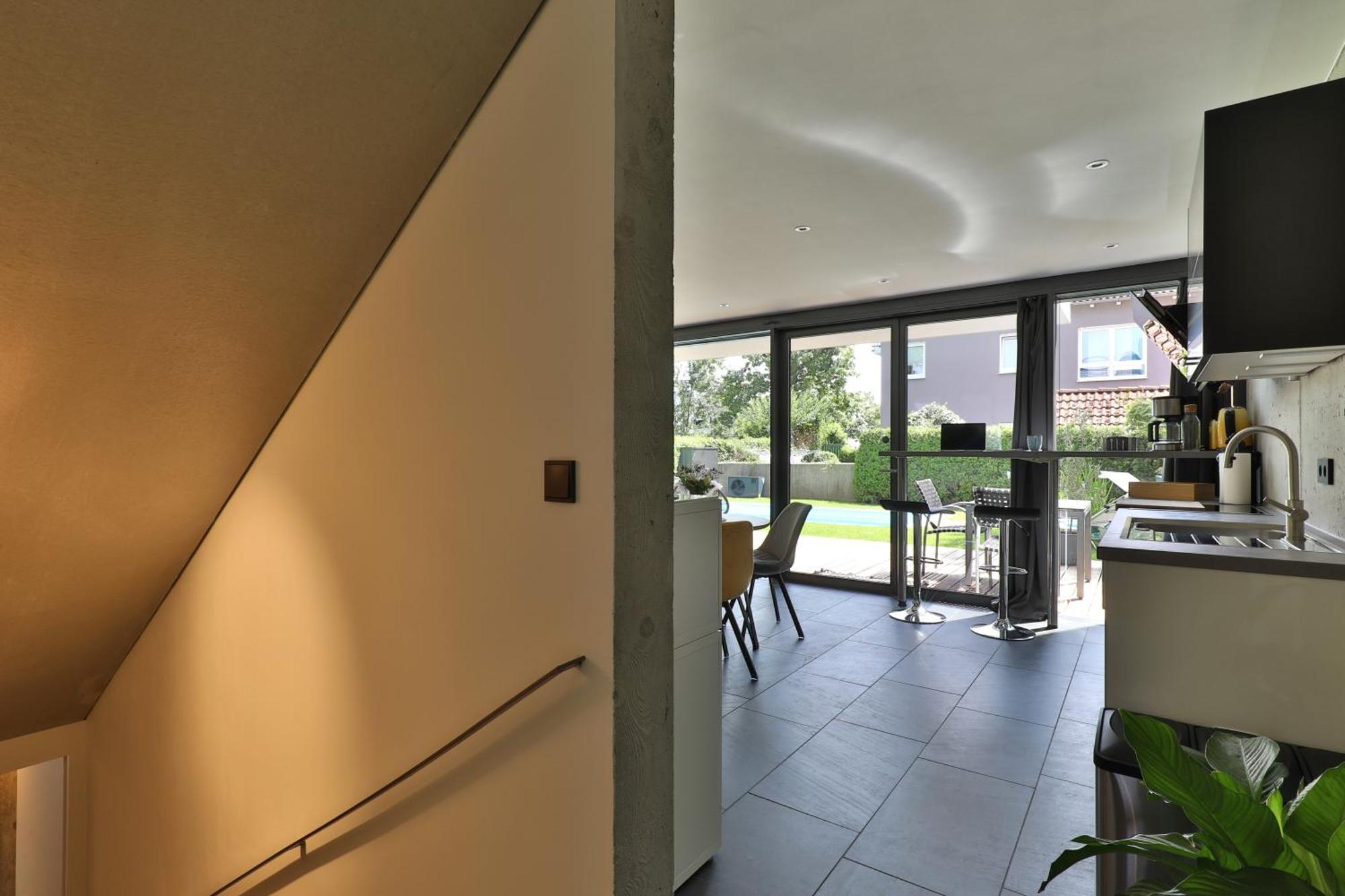 Modernes Studio-Apartment Gersthofen Luaran gambar