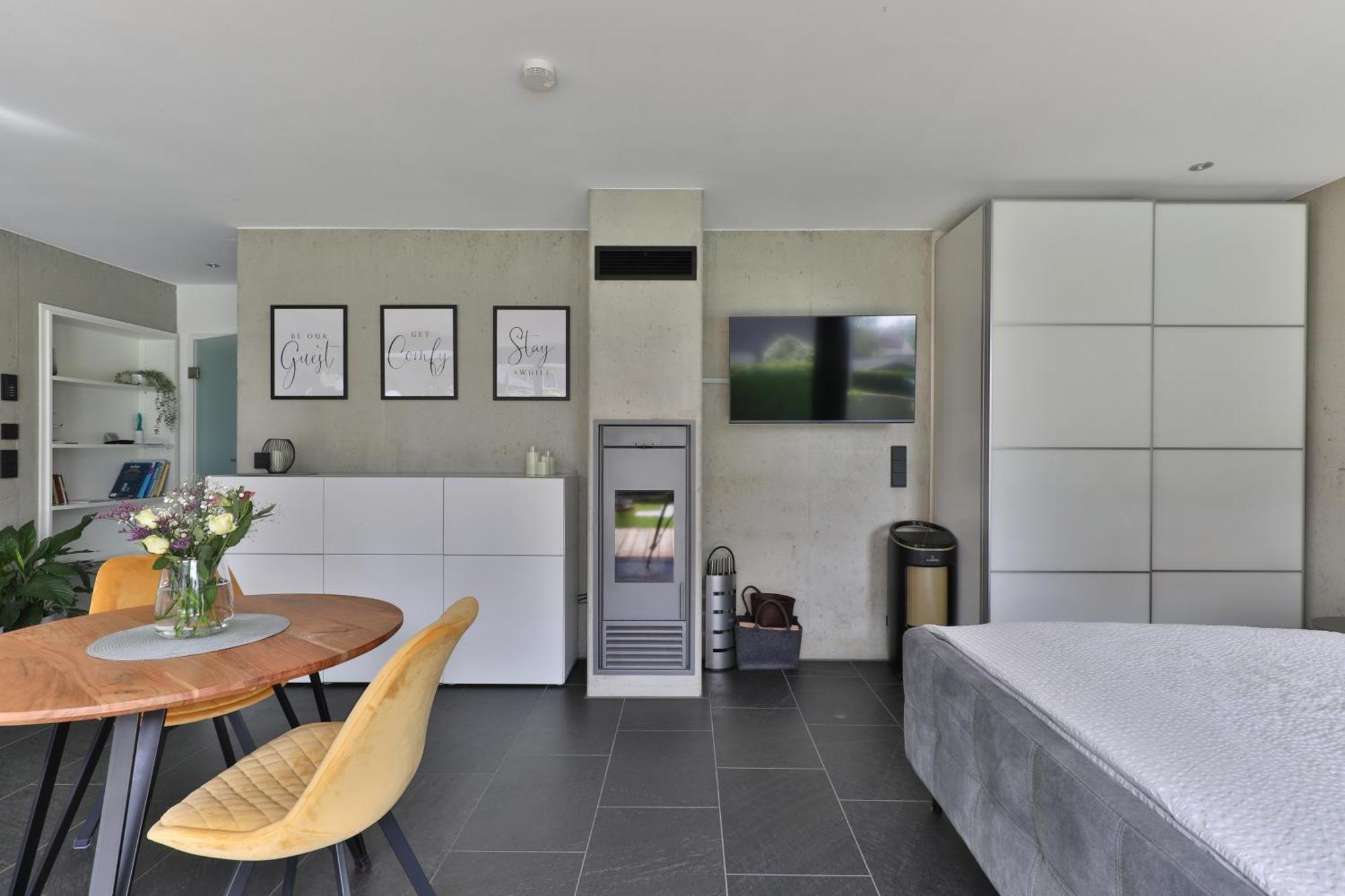 Modernes Studio-Apartment Gersthofen Luaran gambar